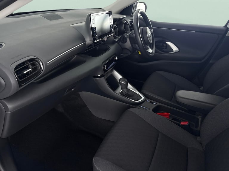 2021 Toyota Yaris 1.5 Hybrid Design 5dr CVT HATCHBACK PETROL/ELECTRIC Automatic