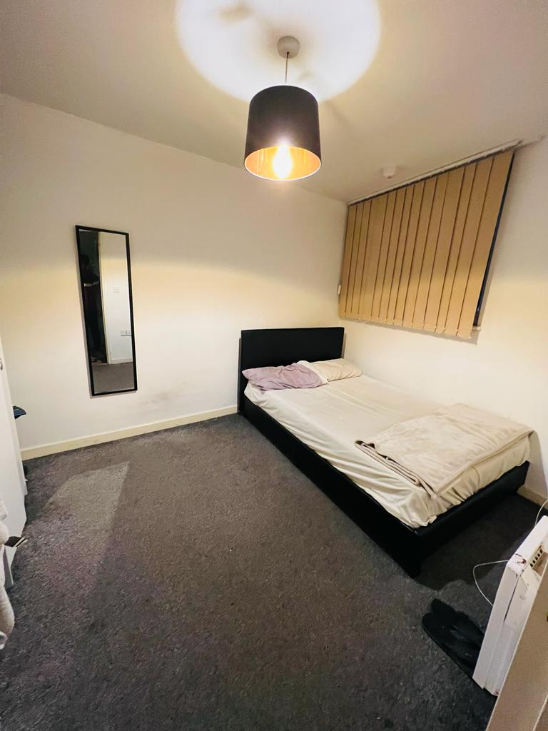  Double Bedroom Available Now Near Manchester University