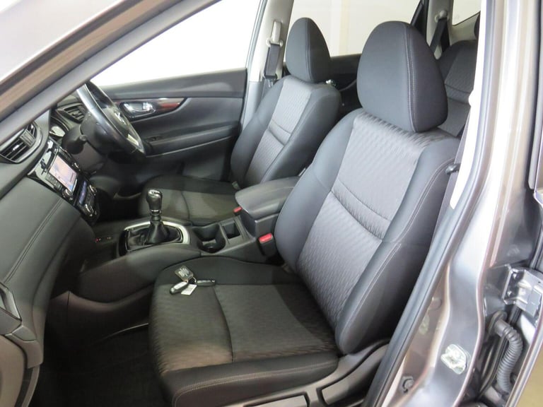 NISSAN X-TRAIL 1.7 dCi N-Connecta Euro 6 (s/s) 5dr Grey Manual Diesel 2019