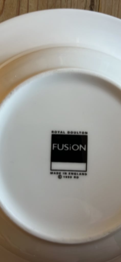 Royal doulton china soup bowls x12 