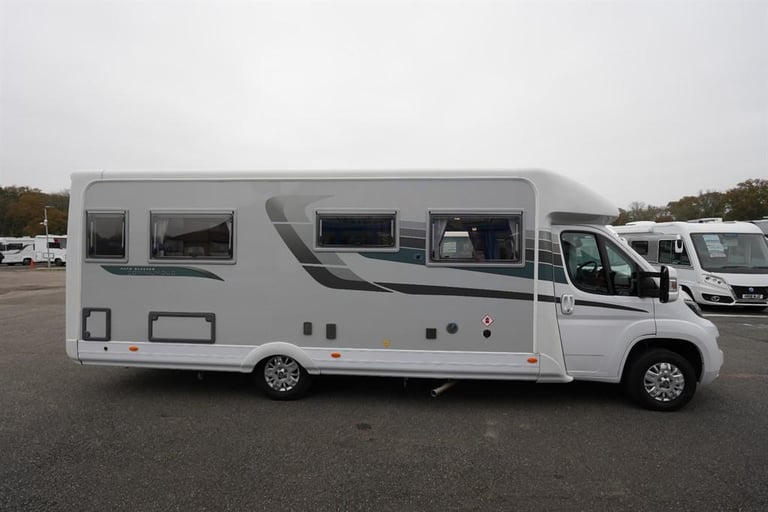 Auto-Sleepers Corinium DUO PEUGEOT 4 BERTH 2 TRAVEL SEAT MOTORHOME