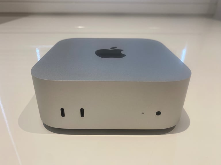 Apple Mac mini M4 Pro 48GB Ram 12-core CPU 16-core GPU 1TB SSD - barely used