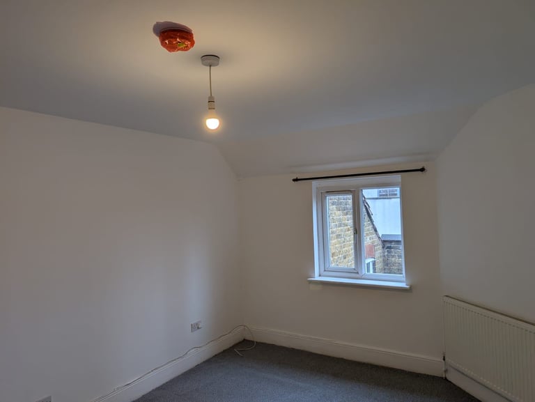 one/two bed room 