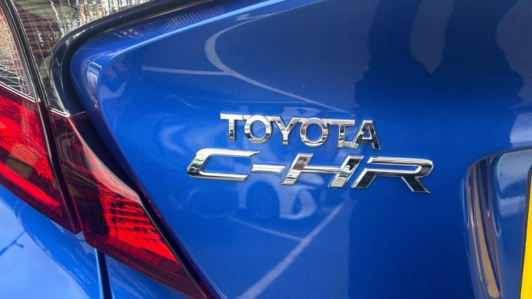 2022 Toyota C-HR 1.8 Hybrid Design 5dr CVT Hybrid Hatchback Hatchback Hybrid Automatic