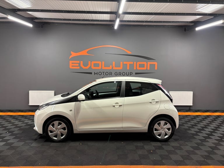 2018 Toyota AYGO 1.0 VVT-i X-Play 5dr HATCHBACK Petrol Manual