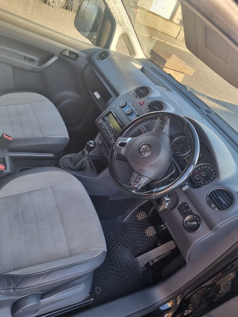 VW Caddy Black Edition 2015