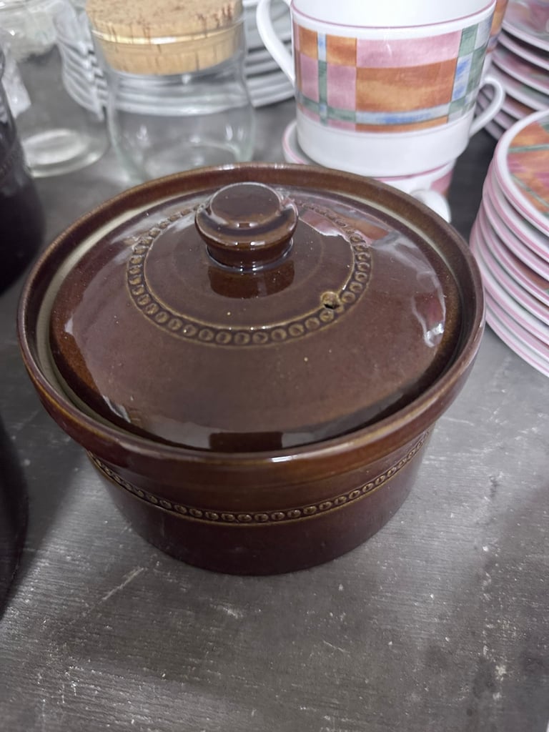 Ceramic casserole pie lidded pots - set of 4