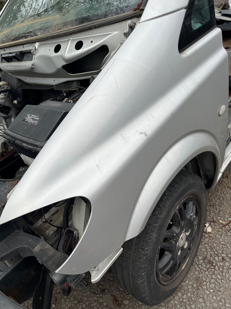 Mercedes vito 639 front wings,silver 