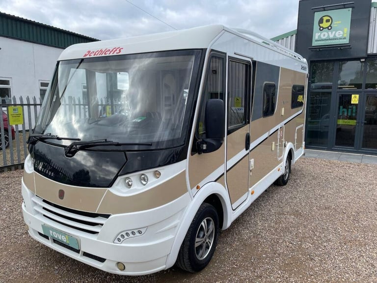 Dethleffs Globebus I2 4 Berth 4 Belt French bed under 3500kg A class motorhome