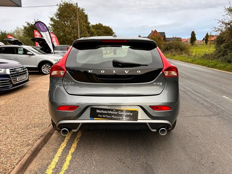 2018 Volvo V40 2.0 D3 R-Design Nav Plus Hatchback 5dr Diesel Manual Euro 6 (s/s) (150 ps) Hatchba...