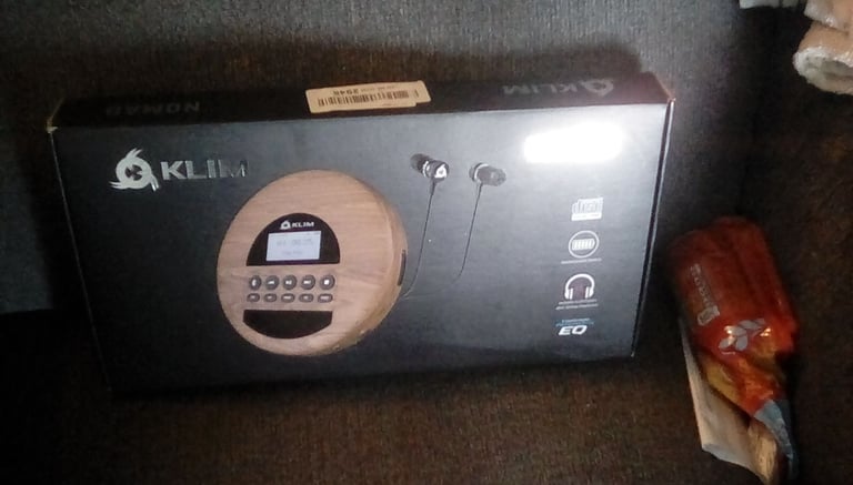 Cd player with radio