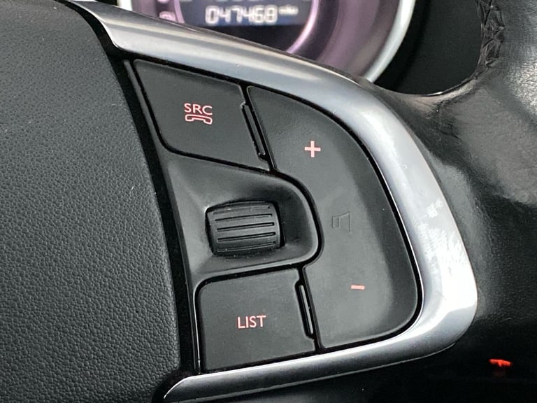 2017 DS Automobiles Ds4 Prestige Puretech S/s 4 Puretech Prestige S/S Hatchback PETROL Manual