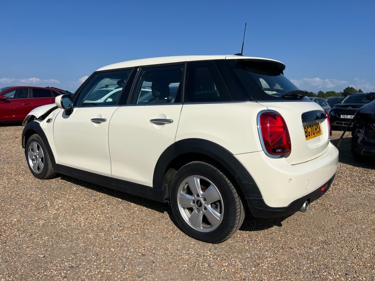 2020 MINI COOPER CLASSIC WHITE EURO 6 SALVAGE DAMAGED REPAIR PETROL CAT S ULEZ
