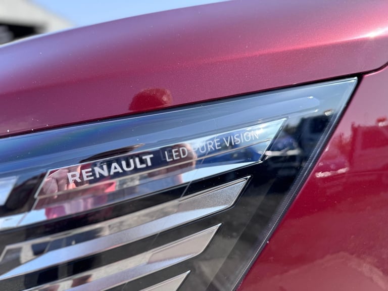 2022 Renault Trafic 2.0 DCI Sport 150BHP LL30 LWB. Same as Nissan Primastar. 