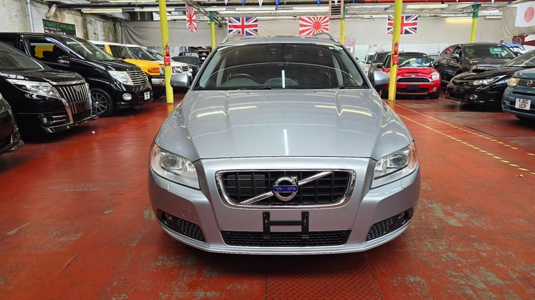  Volvo V70 3.0 T6 R-Design Geartronic AWD Petrol Automatic