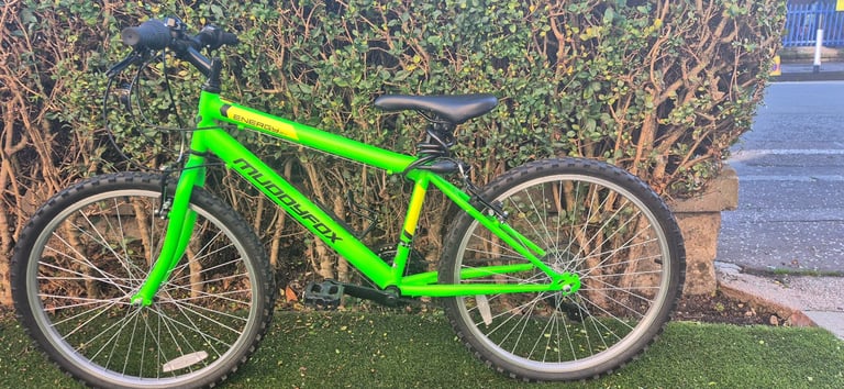Muddyfox energy 24" 18 speed mountain bike