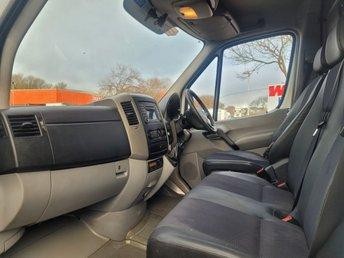 2012 ON 12 PLATE MERCEDES-BENZ SPRINTER 513CDI 2200CC 5000KG CHERRY PICKER 