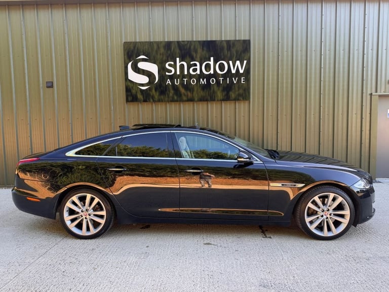 2019 Jaguar XJ 3.0d V6 XJ50 Saloon 4dr Diesel Auto Euro 6 (s/s) (300 ps) Saloon Diesel Automatic