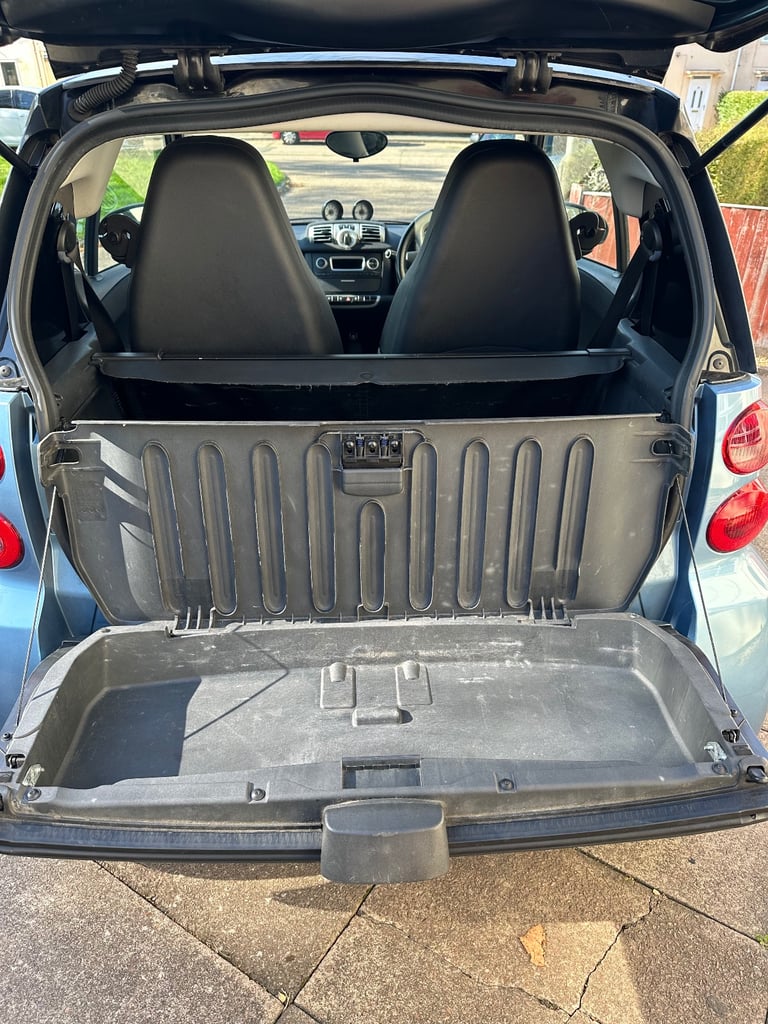 Smart, FORTWO COUPE, Coupe, 2011, Semi-Auto, 999 (cc), 2 doors