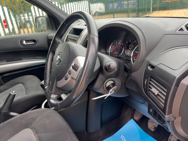 2011 Nissan X-Trail 2.0 dCi Acenta SUV 5dr Diesel Manual 4WD Euro 5 (173 ps)