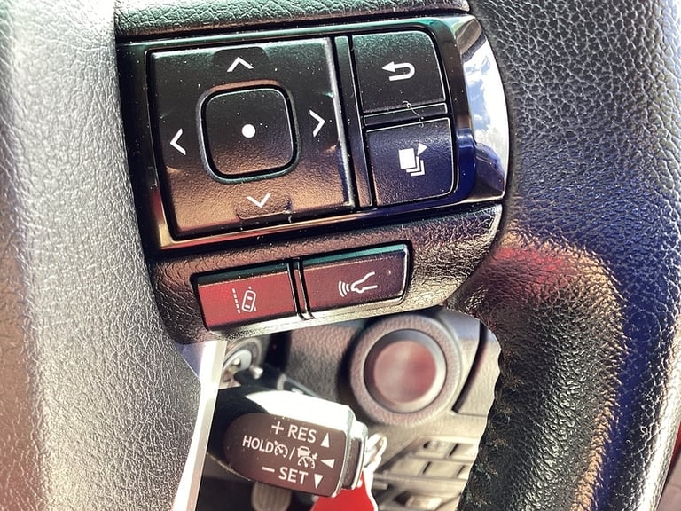 2022 Toyota Hilux D-4D Icon 4X4 D/C A/C Euro 6 Pickup Diesel Manual