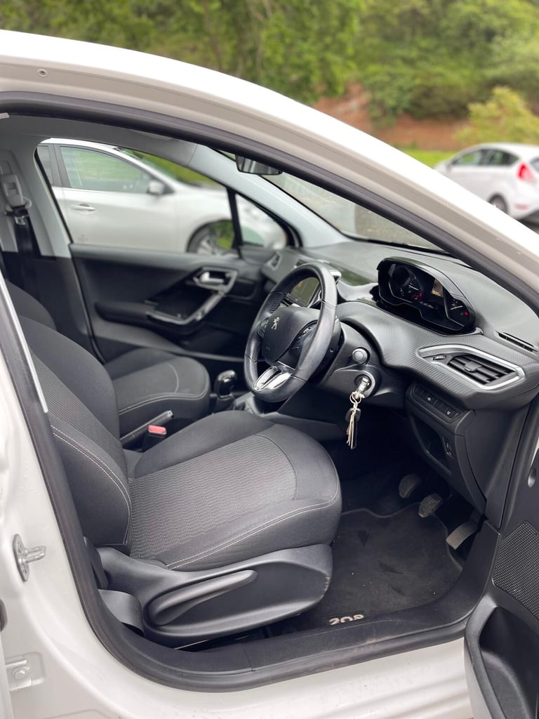 2019 Peugeot 208 1.2 PureTech 82 Active 5dr [Start Stop] HATCHBACK Petrol Manual