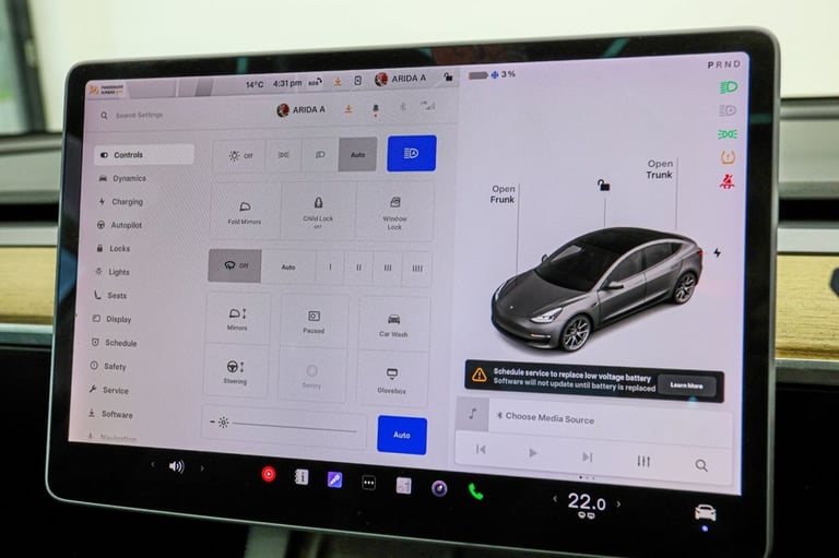 2020 Tesla Model 3 Standard Range Plus Saloon 4dr Electric Auto RWD (241 bhp) Saloon ELECTRIC Aut...