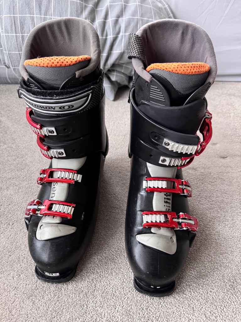 Old salomon ski boots on sale