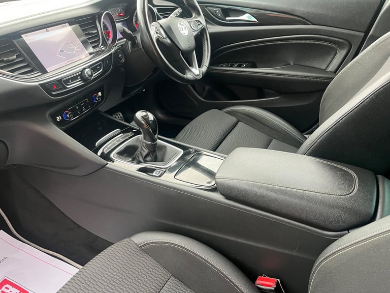 2018 Vauxhall Insignia 2.0 Turbo D BlueInjection SRi Nav Sports Tourer Euro 6 (s/s) 5dr ESTATE Di...