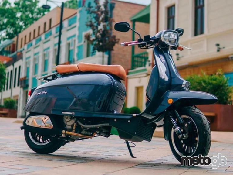 Royal Alloy GP 300cc ABS LC Modern Classic Retro Automatic Scooter For Sale