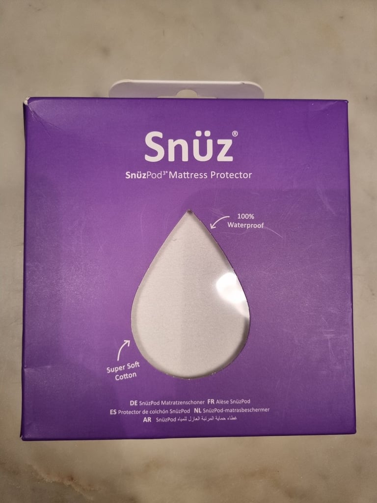 NEW Snuz waterproof mattress protector