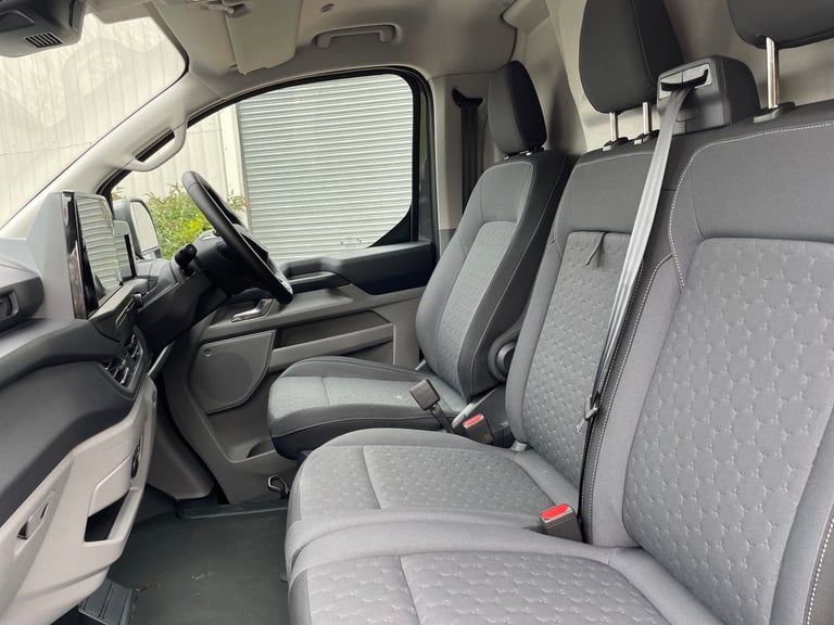 Ford Transit Custom 2.0 280 Ecoblue Limited Panel Van 5dr Diesel Auto L1 H1
