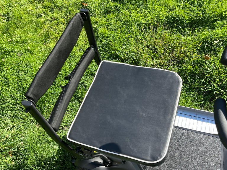 Pride GoGo MG2 Ultra Light FOLDING MOBILITY SCOOTER 14.7KG AIRLINE SAFE was £2495