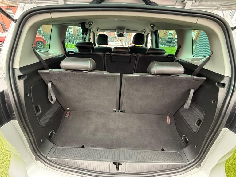 2016 Vauxhall Zafira Tourer 1.6 CDTi ecoFLEX Tech Line MPV 5dr Diesel Manual Euro 6 (s/s) (136 ps...