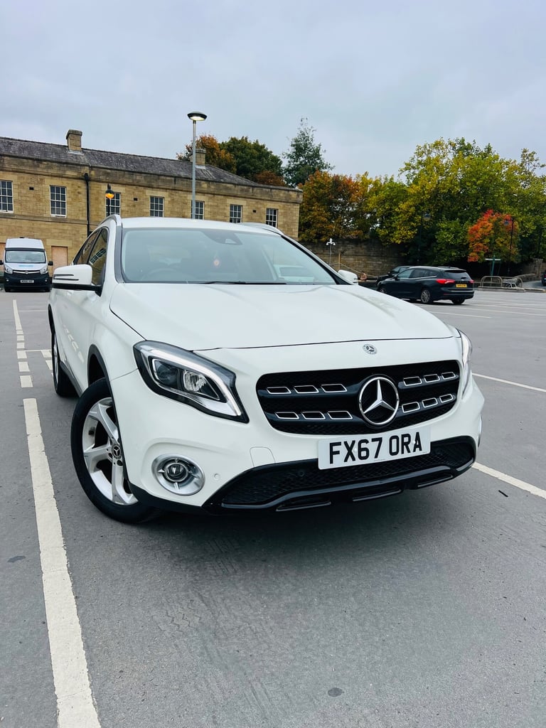 image for 2017 Mercedes-Benz GLA GLA 200d Sport Premium 5dr Auto ESTATE Diesel Automatic