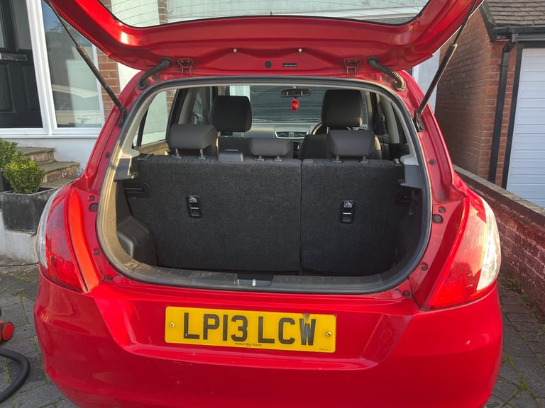 Suzuki, SWIFT, Hatchback, 2013, Manual, 1242 (cc), 5 doors