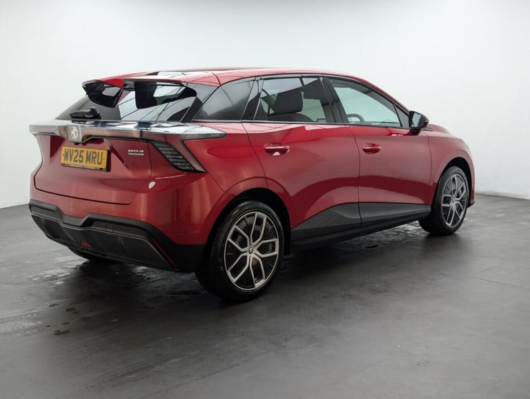 2025 MG MG4 64kWh Trophy Long Range Hatchback 5dr Electric Auto (203 ps) - APPLE CARPLA HATCHBACK...
