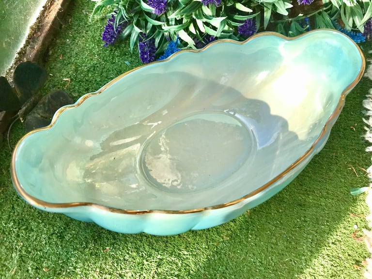 Antique vintage style vase vase stylish classic design Elegant ornamental vase