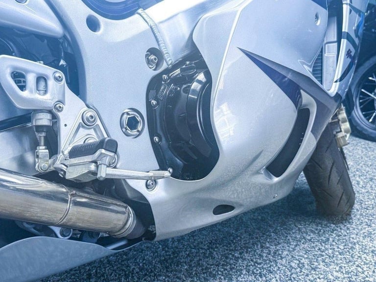 06 SUZUKI GSX1300R HAYABUSA - RARE LOW MILES - FUTURE INVESTMENT