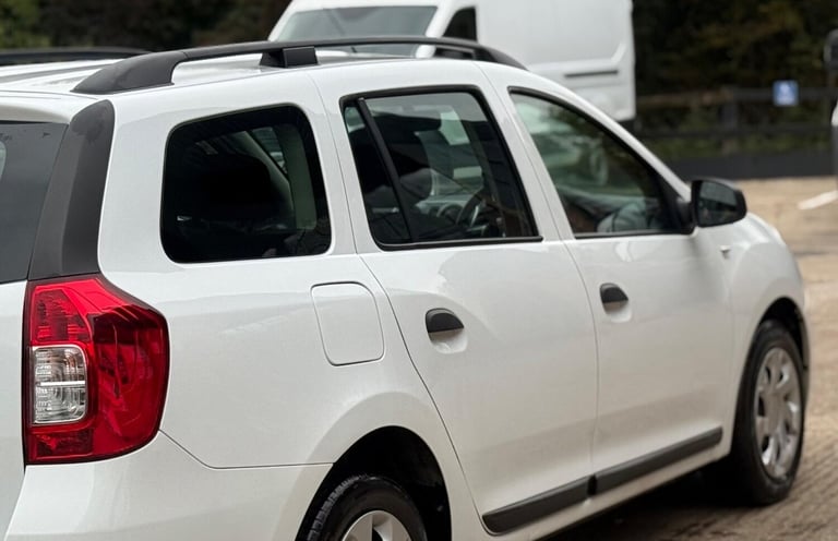 2019 Dacia Logan 0.9 TCe Essential Euro 6 (s/s) 5dr Petrol