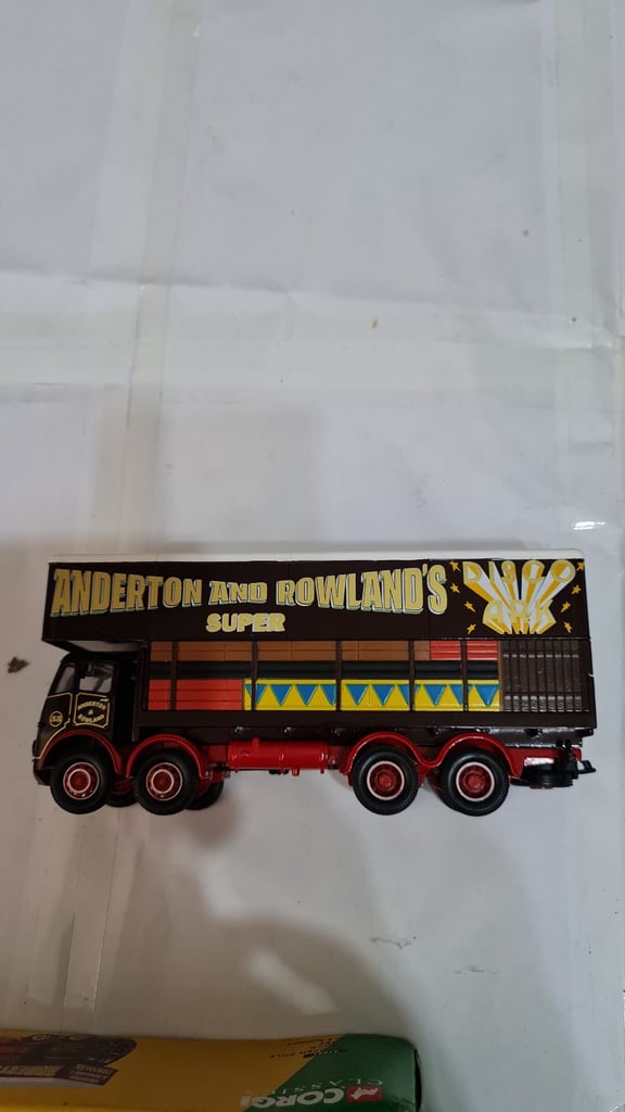 image for Corgi 27801