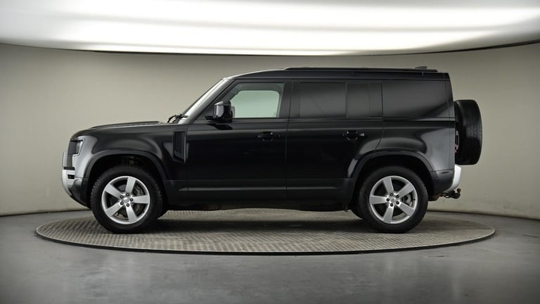 2022 Land Rover Defender 110 3.0 D300 MHEV HSE Hard Top SUV 5dr Diesel Auto 4WD MWB Euro 6 (s/s) ...
