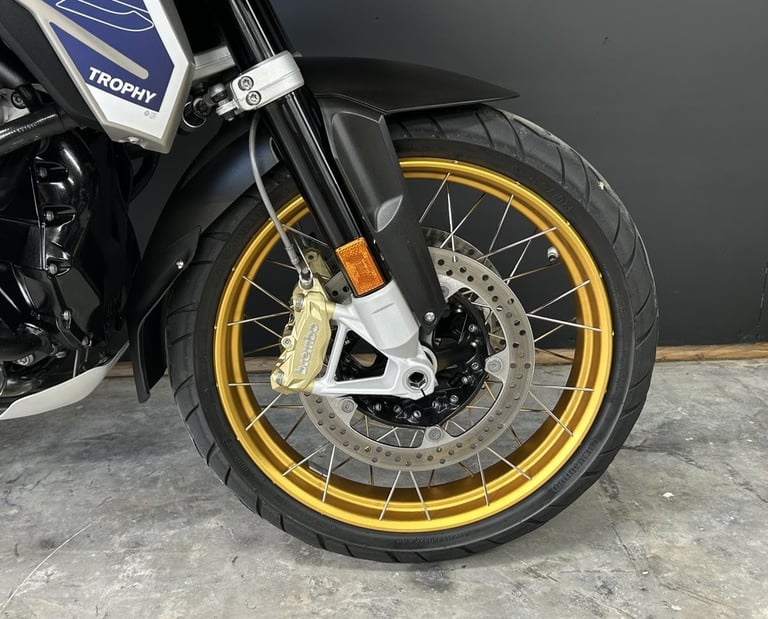 2023 23-PLATE BMW R1250GS TE TROPHY ** JUST 6,442 MILES ** FACTORY UPGRADES **