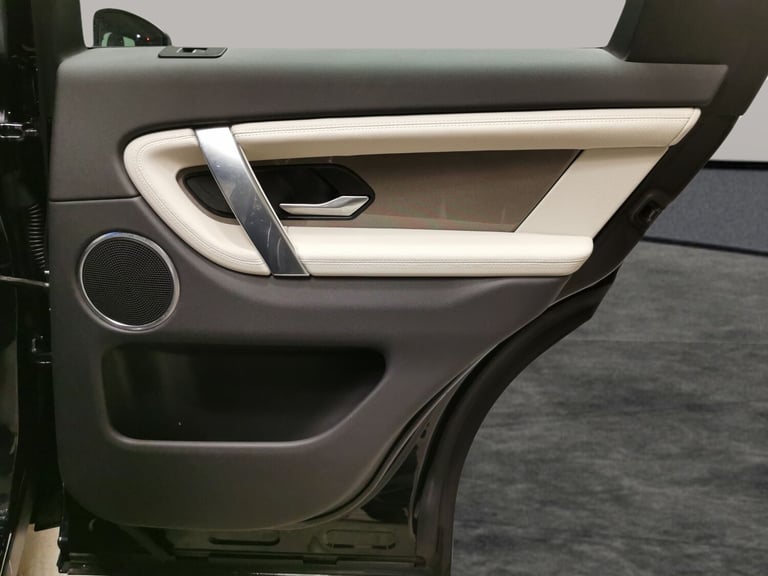 2019 Land Rover Discovery Sport 2.0 D180 R-Dynamic SE 5dr Auto ESTATE DIESEL Automatic