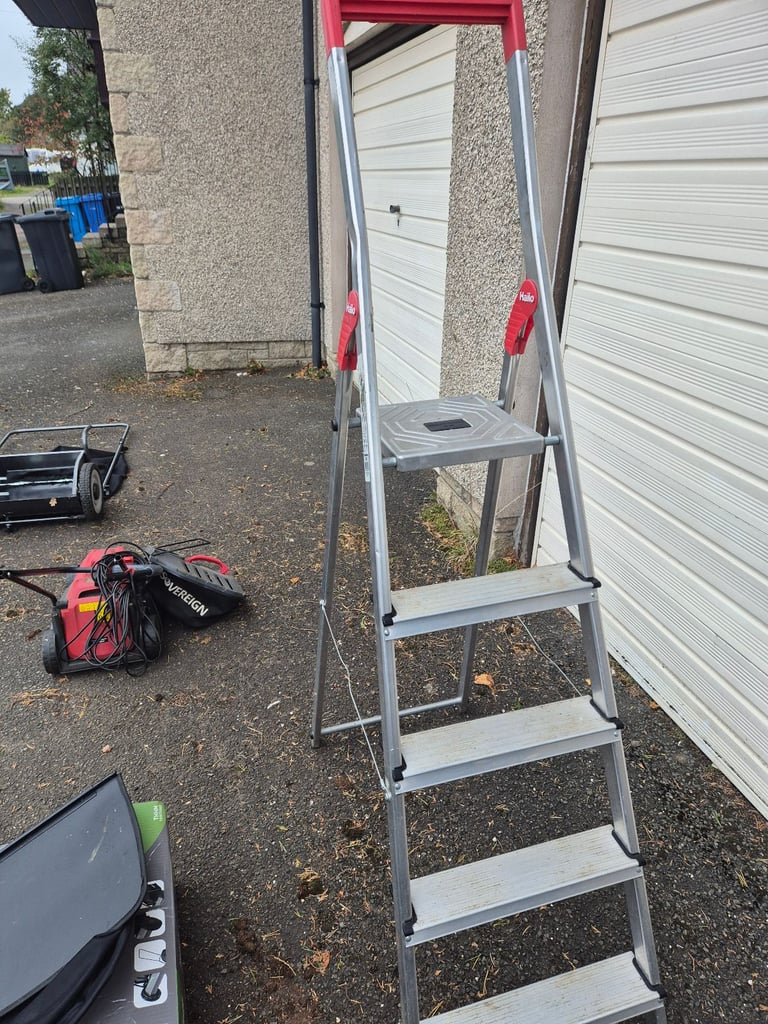 Brand new step ladder
