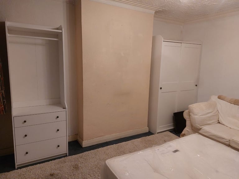 Double Room-en suite-All Bills Inc- use of Kitchen etc