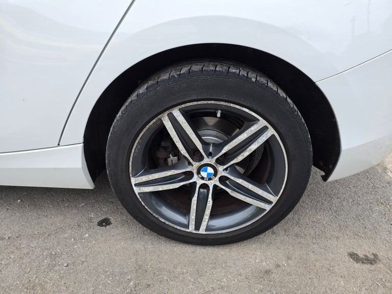 2014 64 BMW 1 SERIES 1.6 116I SPORT HATCHBACK 5DR PETROL AUTO EURO 6 (S/S) (136 