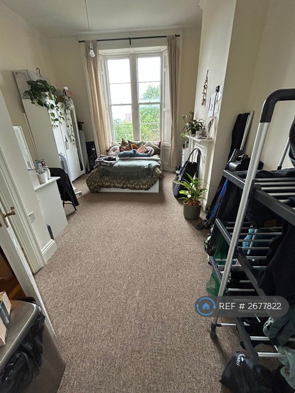 Studio flat in Haberfield House, Bristol, BS8 (#2677822)