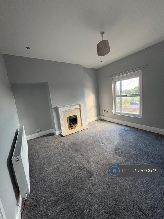 1 bedroom flat in Church Road, Stockton On Tees, TS18 (1 bed) (#2640645)