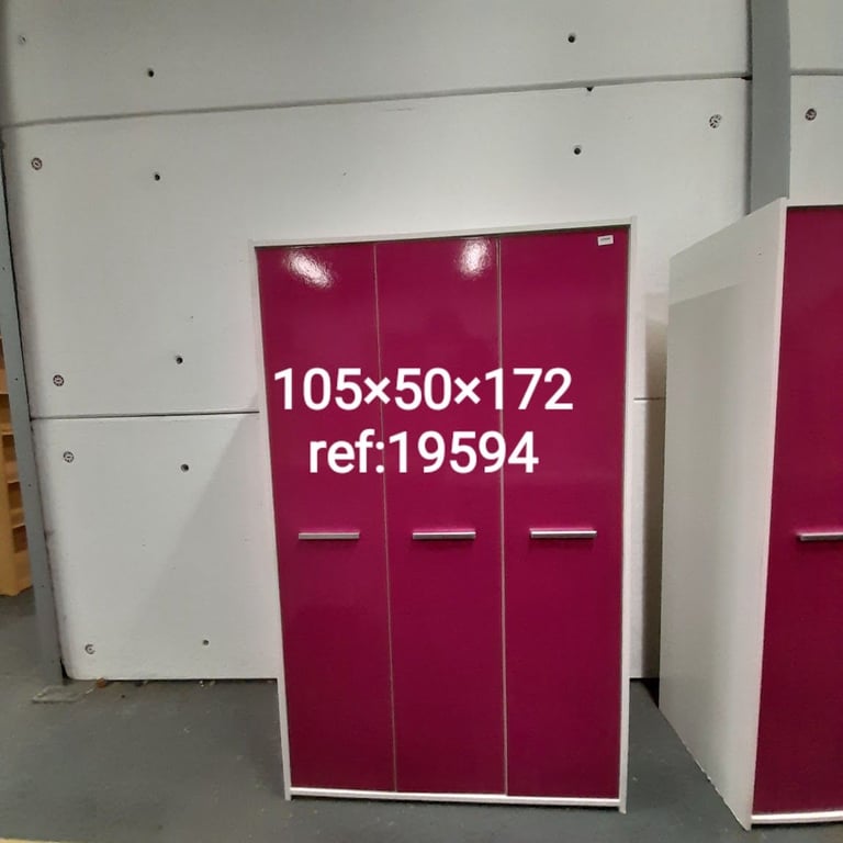 White and pink 3 door wardrobe 105cm x 50cm x 172cm, Ref:19594